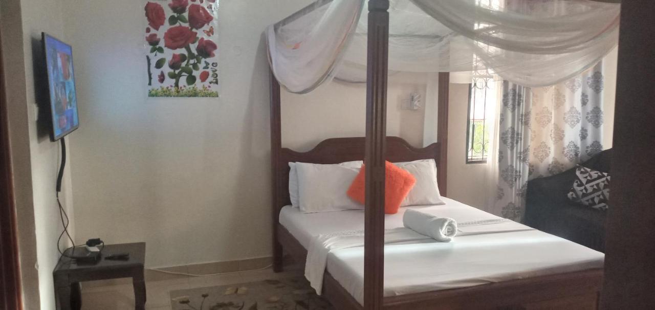 Sebuleni Serviced Homstay - Nyali Beach Msa Mombasa Ngoại thất bức ảnh